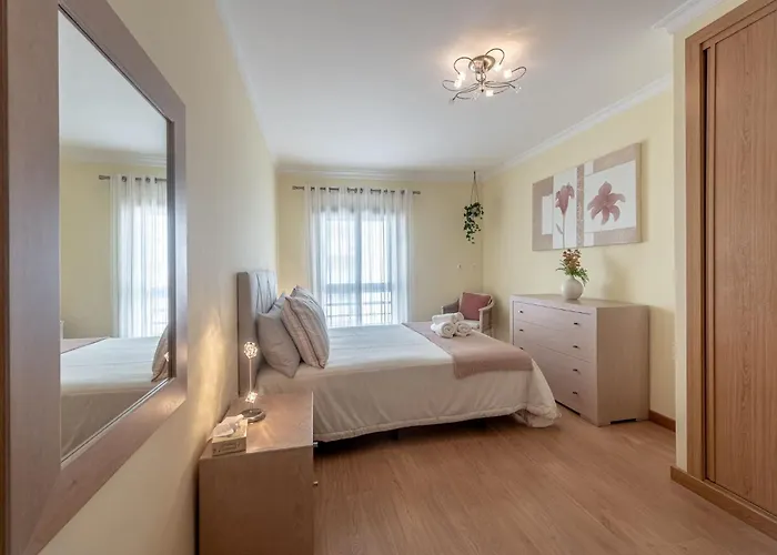 Sunnyside Suite-portimao شقة *